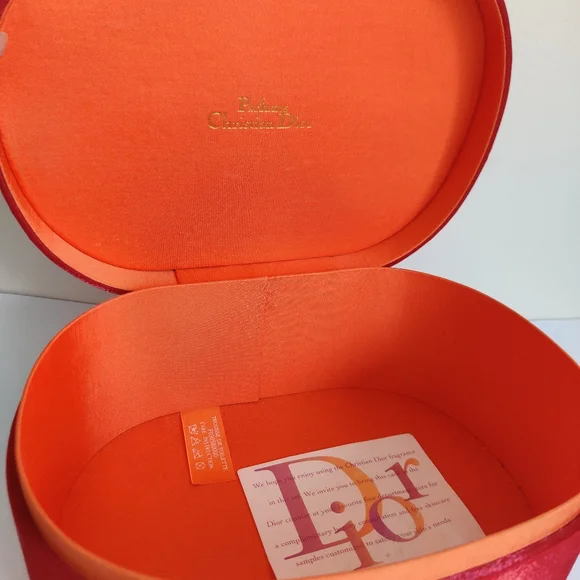 Vintage Dior Vanity Red Satin Box 💄 - Picture 4 of 12